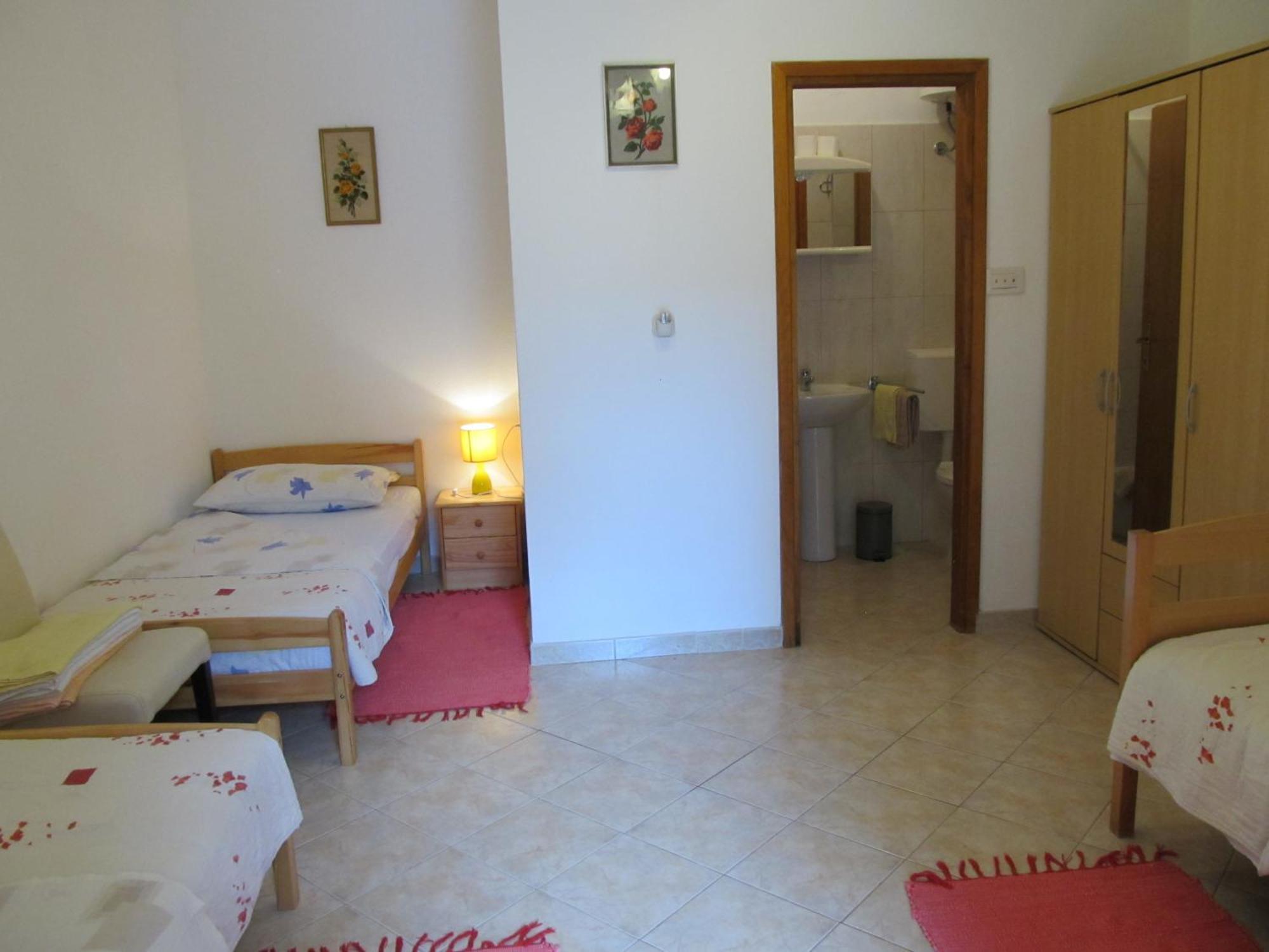 Apartments Vesna With Pool - New! Sveti Lovreč Pazenatički 객실 사진