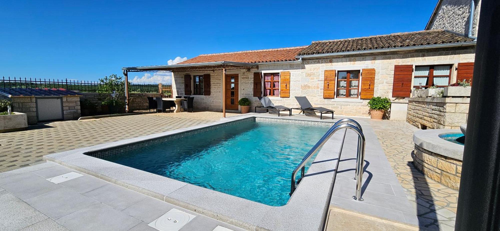 Apartments Vesna With Pool - New! Sveti Lovreč Pazenatički 객실 사진